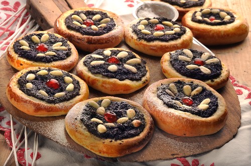 Carnival Cakes with Poppy and Almonds