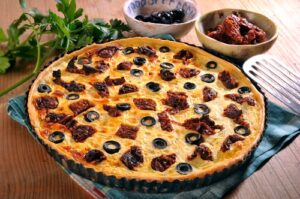 Quiche s olivami a rajcaty
