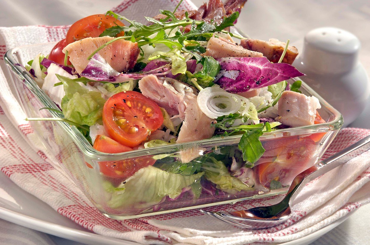 Salad with Smoked Chicken Meat